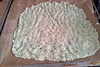 Low Carb Pizzaboden aus Blumenkohl 59
