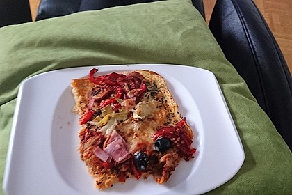 Low Carb Pizzaboden aus Blumenkohl 70