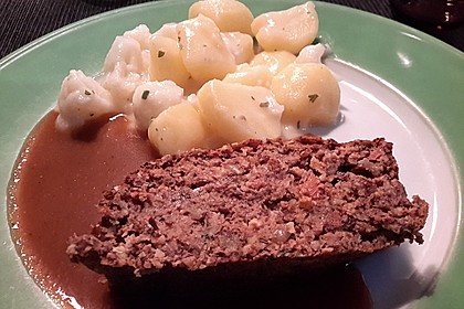 Nussbraten (mit Tomaten) 9