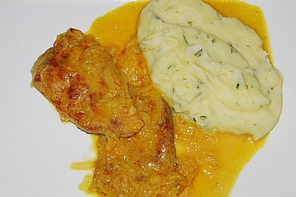 Schnitzel in Paprikarahm