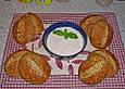 Pizzabr&ouml;tchen mit Feta-Frischk&auml;se Dip