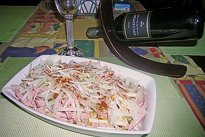 Don Diegos Schweizer Wurst-K&auml;se Salat
