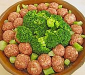 Brokkoli im Hackb&auml;llchen-Ring (Bild)