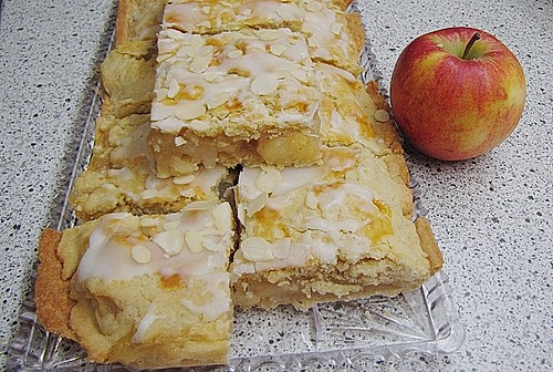 Apfelkuchen gedeckt vom Blech (Rezept mit Bild) von kleinesgeislein ...