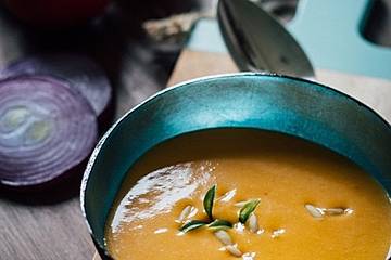 Kürbis-Curry Suppe