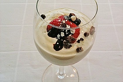 Erdbeeren mit Joghurtcreme