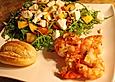Mango-Mozzarella-Salat mit Rucola und Cocktailtomaten