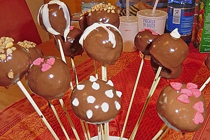 Chocolate Cupcake Cake Pops 10