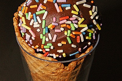 Chocolate Cupcake Cake Pops 26