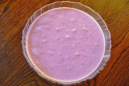 Erdbeerpudding von Oma