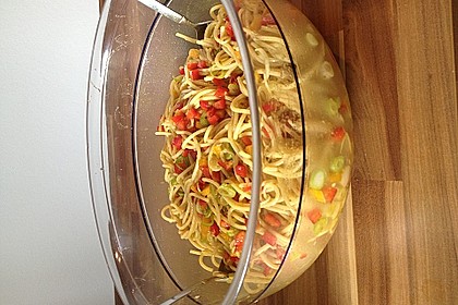 Spaghetti-Curry-Salat 24