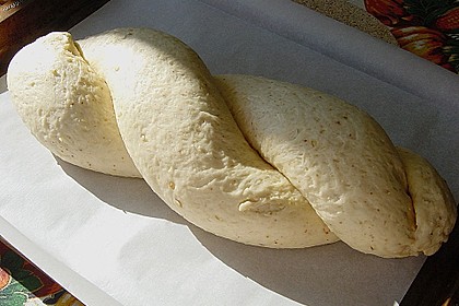 Eukas Apfel-Mascarpone Hefezopf