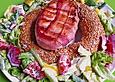 Camembert-Planet im Salat-Orbit