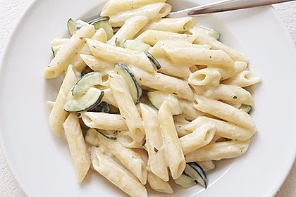 Die berühmten Zucchini-Frischkäse-Nudeln 16