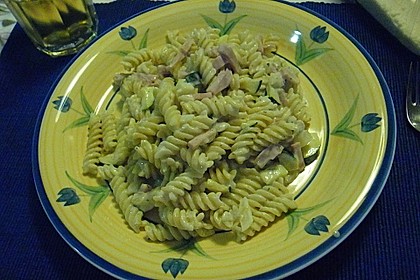 Die berühmten Zucchini-Frischkäse-Nudeln 12