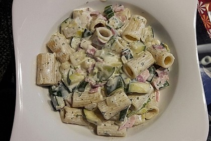 Die berühmten Zucchini-Frischkäse-Nudeln 13