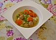 Fr&uuml;hlingssuppe mit Hackb&auml;llchen