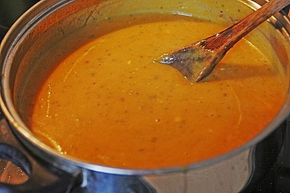 Scharfe Kartoffel-Karottensuppe mit Ingwer