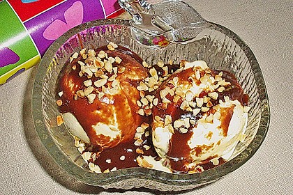 Peanutbutter Chocolate Fudge Sundae