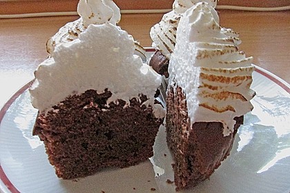 Schokoladen-Cupcakes mit gebranntem Icing 1