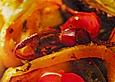 Mediterranes R&ouml;stgem&uuml;se und Kartoffelspalten