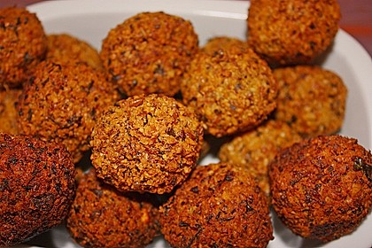 Falafel mit Tahini-Sauce 4