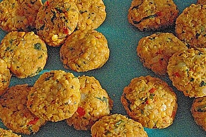 Linsenb&auml;llchen mit Tzatziki