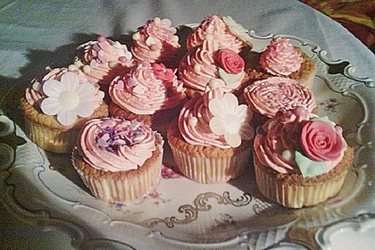Marshmallow Cupcakes 15