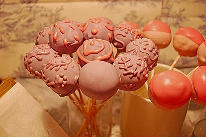 Schokolade-Rum-Marzipan Cake Pops 1