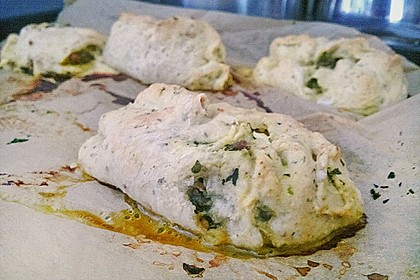 Teigtaschen mit Hackfleisch, Spinat und Hirtenk&auml;se