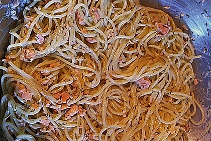 Lachs mit Spaghetti in Wei&szlig;wein-Sahne So&szlig;e 1