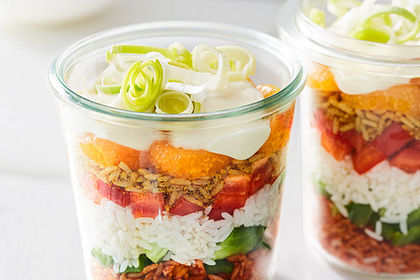Reis-Schichtsalat