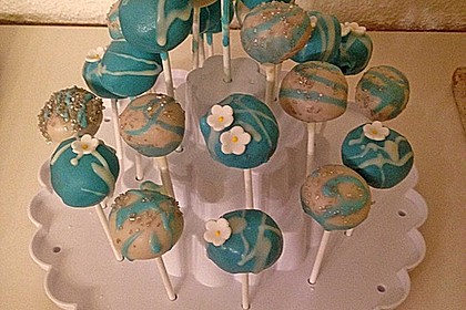 Coconut Cake Pops 11
