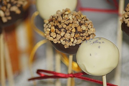 Lemon Cake Pops 15