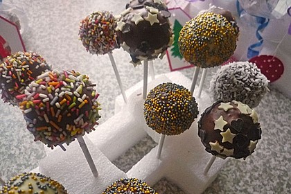 Lemon Cake Pops 24