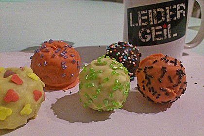 Lemon Cake Pops 30