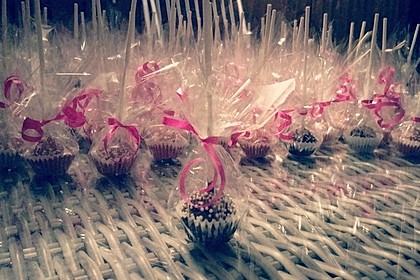 Lemon Cake Pops 40