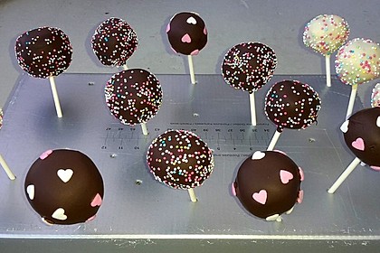 Lemon Cake Pops 43