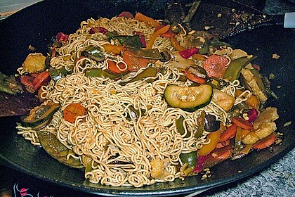Chinesische Nudelpfanne 4