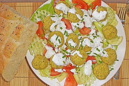Schnelle Falafel in Pitabrot 25