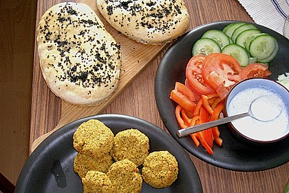 Schnelle Falafel in Pitabrot 8