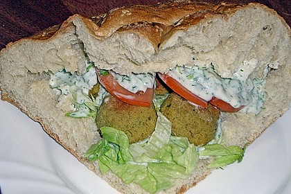 Schnelle Falafel in Pitabrot 45