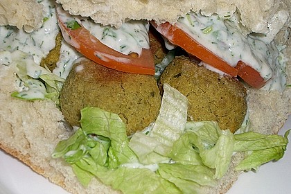 Schnelle Falafel in Pitabrot 36