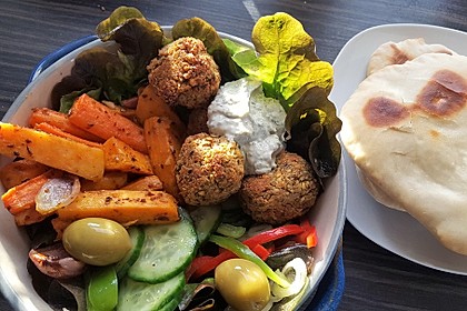 Schnelle Falafel in Pitabrot 2