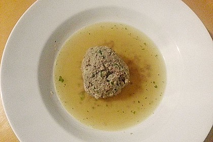 Kräuter-Leberknödel-Suppe 1