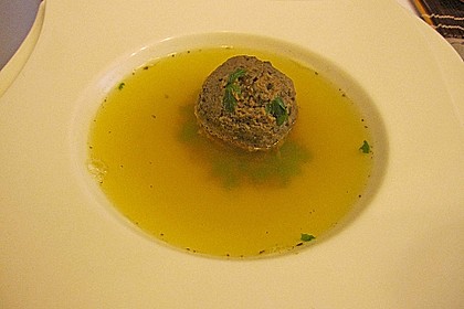 Kräuter-Leberknödel-Suppe 2
