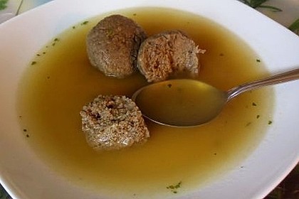 Kräuter-Leberknödel-Suppe 7