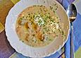 Kohlrabicremesuppe mit Fleischkl&ouml;&szlig;chen