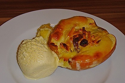 Bratapfelauflauf mit Marzipan-Gu&szlig; 13