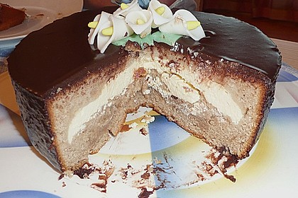 Schokoladenkuchen mit Quarkcreme 11